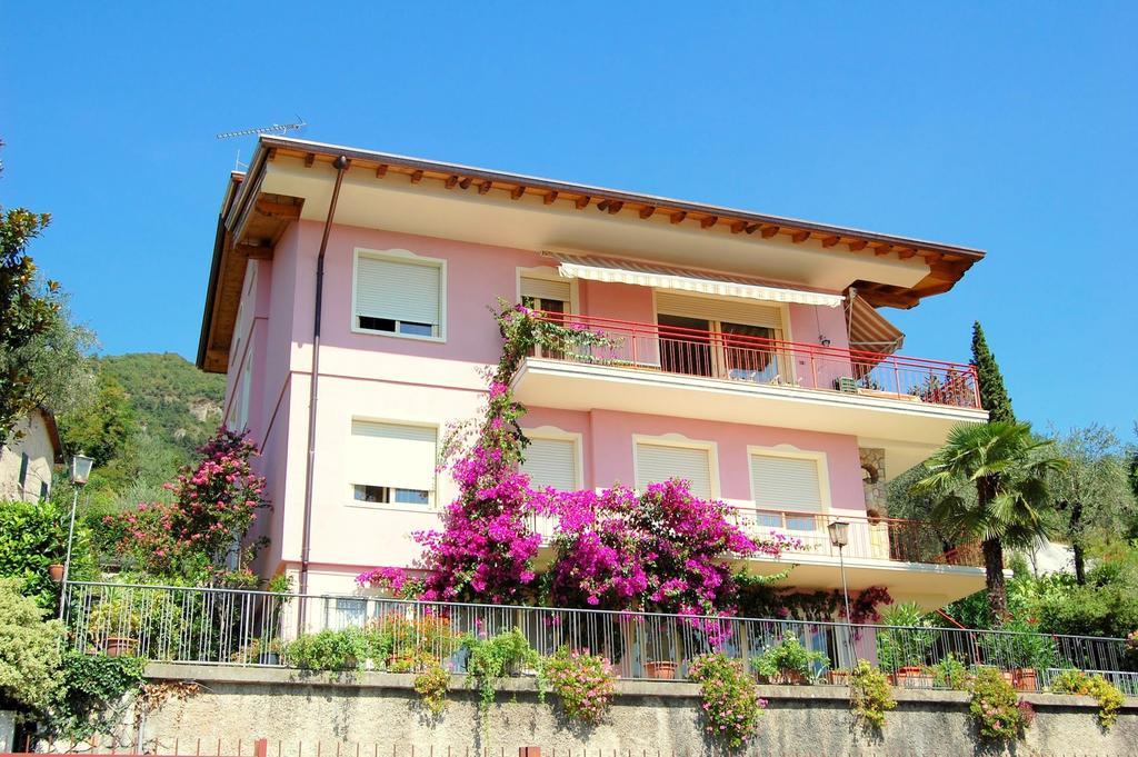 Ai Colli B&B Salò Camera foto